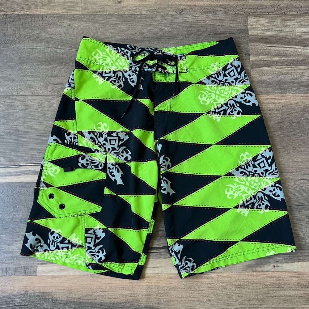 Y2K Hamakua Men's Board Swim Shorts - Black & Neon Green - Size 32